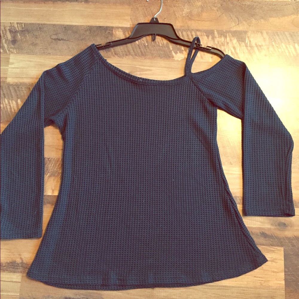 Cold Shoulder Sweater/Too